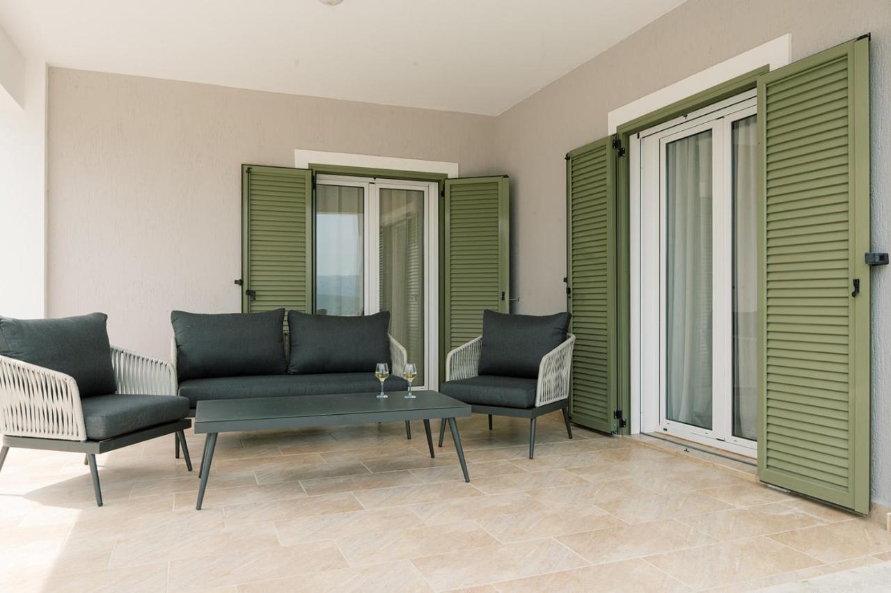 Vasilopoulos Residences - Villa Emelia With Shared Pool Argostoli (Kefalonia) Exterior foto
