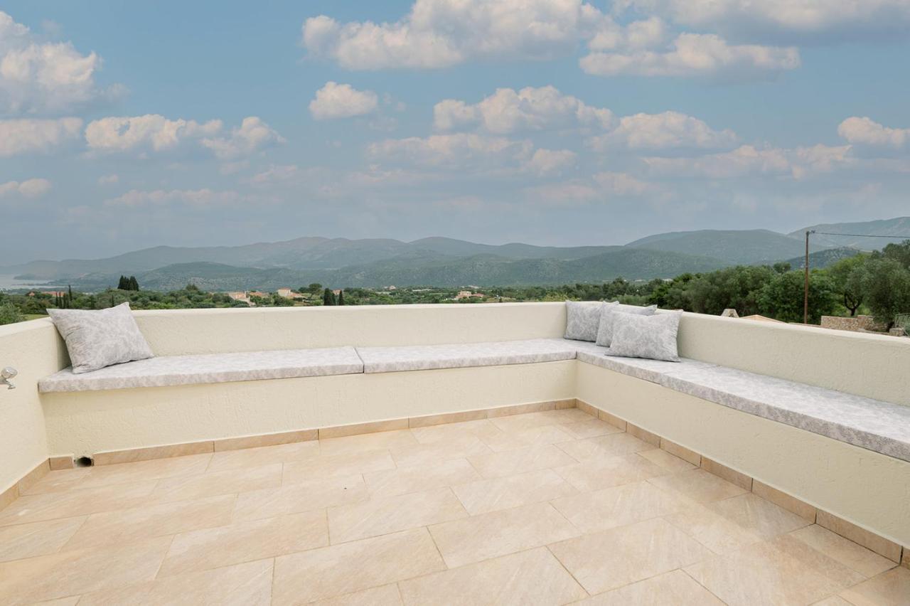 Vasilopoulos Residences - Villa Emelia With Shared Pool Argostoli (Kefalonia) Exterior foto